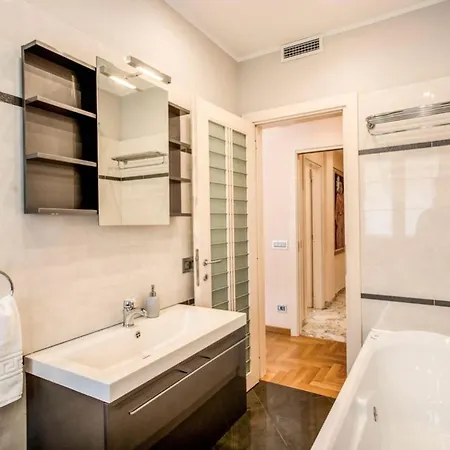 Apartment La Dolce Of Via Veneto - Prestigious With Wonderful Terrace In The Historic Center