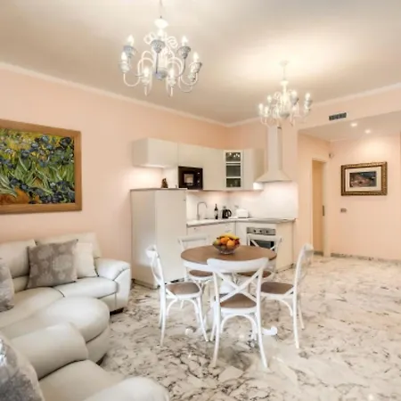 Apartamento La Dolce Of Via Veneto - Prestigious With Wonderful Terrace In The Historic Center Roma