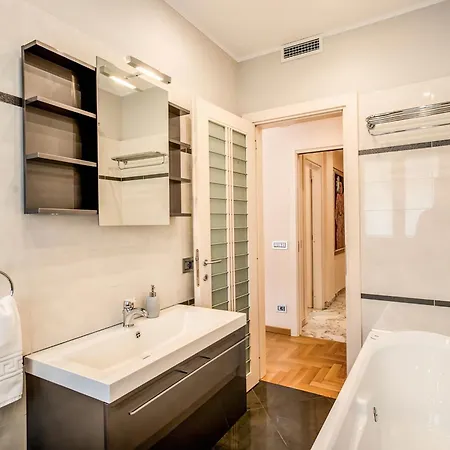 La Dolce Of Via Veneto - Prestigious With Wonderful Terrace In The Historic Center *