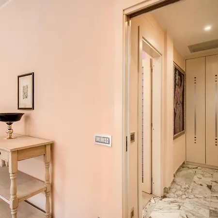 Apartamento La Dolce Of Via Veneto - Prestigious With Wonderful Terrace In The Historic Center *